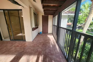 30 Pelican Pointe Dr, Delray Beach, FL 33483 - Photo 35
