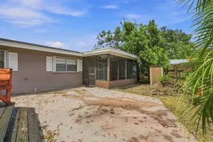 2730 Fairway Dr, Fort Pierce, FL 34982 - Photo 29