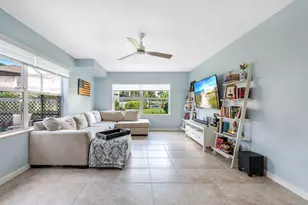 38 Essex Ct, Royal Palm Beach, FL 33411 - Photo 7