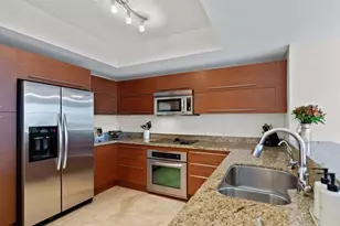 2641 N Flamingo Rd, Sunrise, FL 33323 - Photo 3