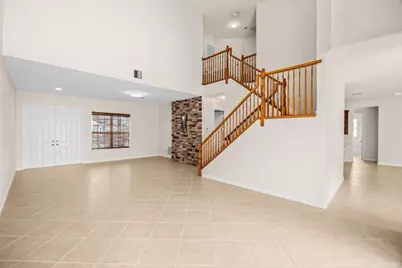 206 NW Magnolia Lakes Boulevard, Port Saint Lucie, FL 34986 - Photo 5