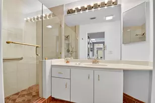 8065 Aberdeen Dr, Boynton Beach, FL 33472 - Photo 19