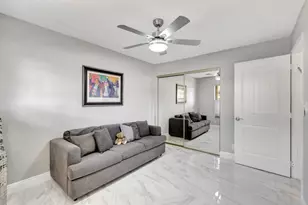 10927 Dolphin Palm Ct, Boynton Beach, FL 33437 - Photo 21