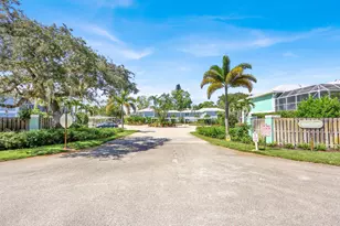 35 SE Beech Tree Ln, Stuart, FL 34994 - Photo 37