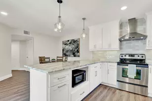 35 SE Beech Tree Ln, Stuart, FL 34994 - Photo 13