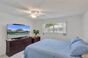 2651 Sunrise Lakes Dr E, Sunrise, FL 33322 - Photo 9