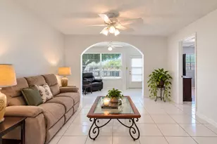 2651 Sunrise Lakes Dr E, Sunrise, FL 33322 - Photo 5