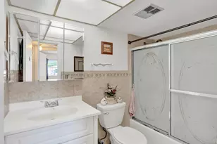 2651 Sunrise Lakes Dr E, Sunrise, FL 33322 - Photo 19