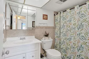 2651 Sunrise Lakes Dr E, Sunrise, FL 33322 - Photo 17