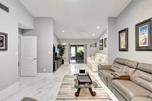 10927 Dolphin Palm Ct, Boynton Beach, FL 33437 - Photo 5
