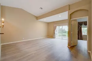 6183 Floral Lakes Dr, Delray Beach, FL 33484 - Photo 9
