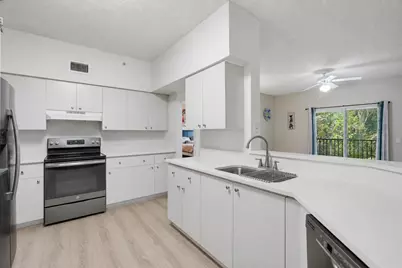 350 Crestwood Circle #306, Royal Palm Beach, FL 33411 - Photo 5