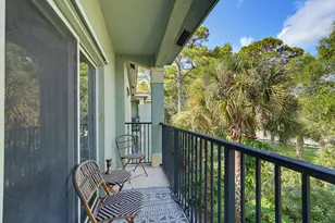 350 Crestwood Cir, Royal Palm Beach, FL 33411 - Photo 17