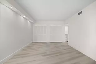 4020 W Palm Aire Dr, Pompano Beach, FL 33069 - Photo 5