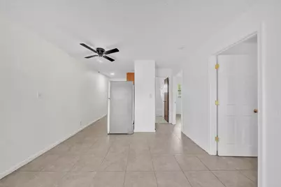 237 SW 5th Street #4D, Deerfield Beach, FL 33441 - Photo 7