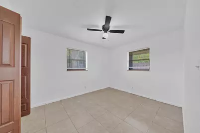 237 SW 5th Street #4D, Deerfield Beach, FL 33441 - Photo 9
