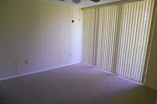 9451 Evergreen Pl, Davie, FL 33324 - Photo 5