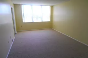 9451 Evergreen Pl, Davie, FL 33324 - Photo 3