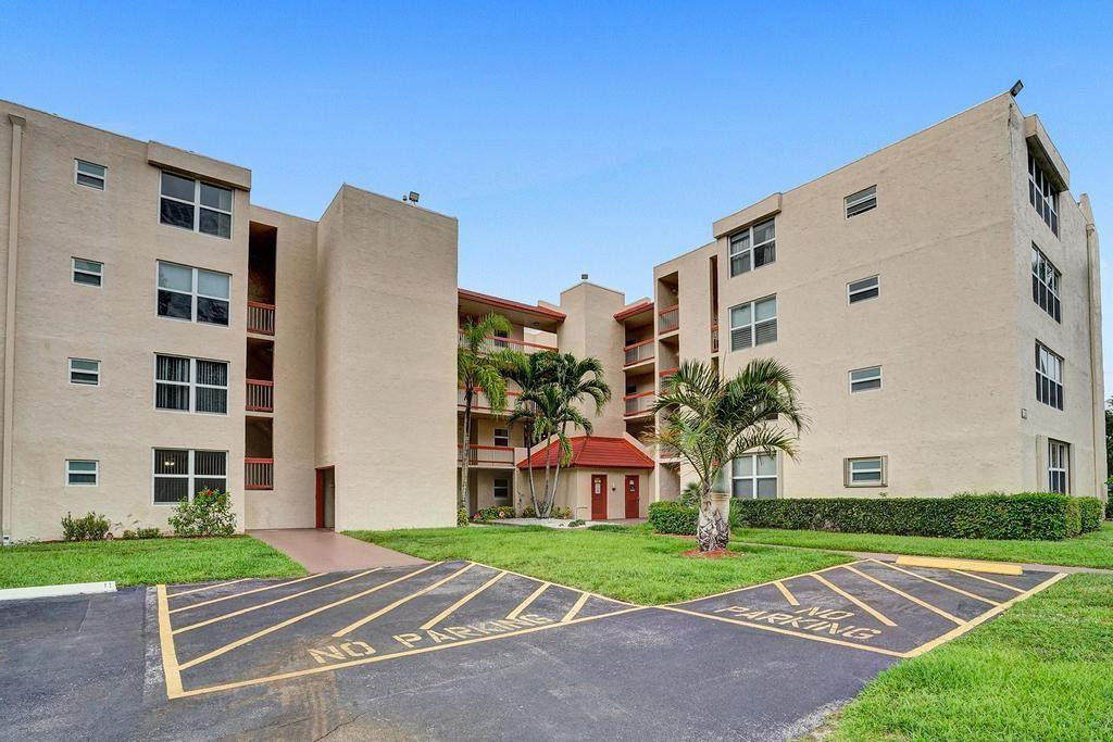 9451 Evergreen Pl #306 - 9451 Evergreen Pl #306, Davie, FL 33324 Luxury Property | Jose Angel Pina