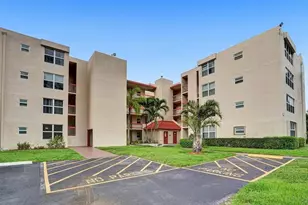 9451 Evergreen Pl, Davie, FL 33324 - Photo 1