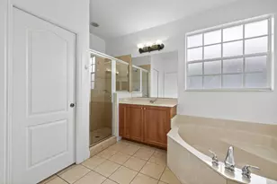 7029 Ambrosia Ln, Naples, FL 34119 - Photo 11