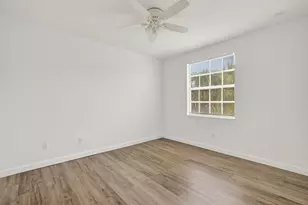 7029 Ambrosia Ln, Naples, FL 34119 - Photo 17