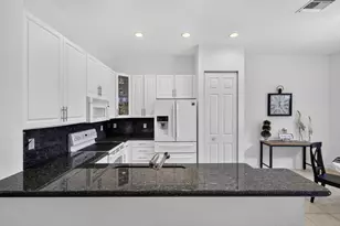 6602 Camarillo Terrace Ln, Delray Beach, FL 33446 - Photo 11