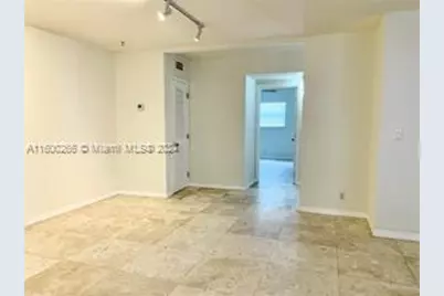 1470 N Dixie Highway N #10, Fort Lauderdale, FL 33304 - Photo 9