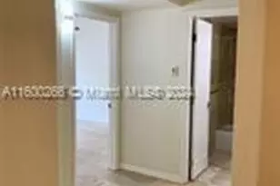 1470 N Dixie Hwy N, Fort Lauderdale, FL 33304 - Photo 11