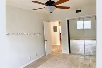 1470 N Dixie Highway N #10, Fort Lauderdale, FL 33304 - Photo 19
