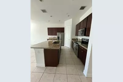 1393 SW 115th Avenue, Pembroke Pines, FL 33025 - Photo 5