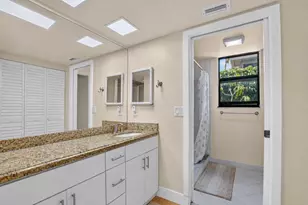 20249 Boca W Dr, Boca Raton, FL 33434 - Photo 19