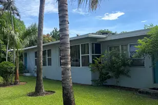 105 4th St, Lake Park, FL 33403 - Photo 3