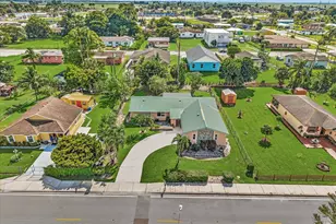 135 SW 7th Ave, South Bay, FL 33493 - Photo 49