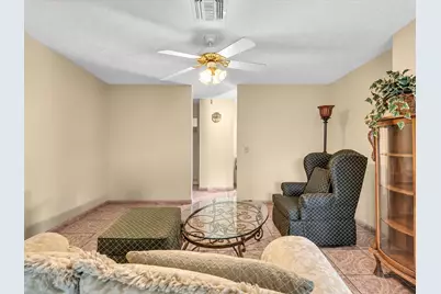 135 SW 7th Avenue, South Bay, FL 33493 - Photo 25