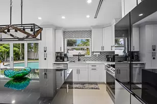2601 NE 18th St, Pompano Beach, FL 33062 - Photo 17