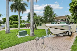 2601 NE 18th St, Pompano Beach, FL 33062 - Photo 3