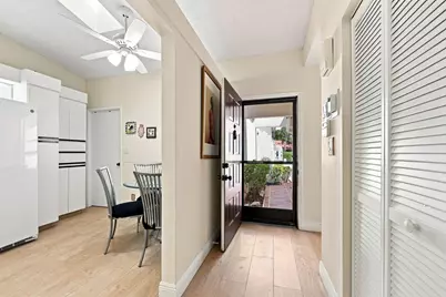 6013 Sunny Pointe Circle, Delray Beach, FL 33484 - Photo 5
