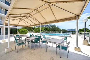 3000 Holiday Dr, Fort Lauderdale, FL 33316 - Photo 31