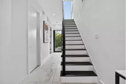 1044 N Victoria Park Road, Fort Lauderdale, FL 33304 - Photo 3