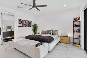 1044 N Victoria Park Rd, Fort Lauderdale, FL 33304 - Photo 9