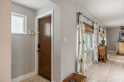 5904 Killarney Avenue, Fort Pierce, FL 34951 - Photo 5