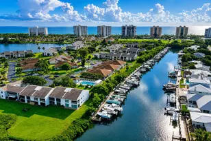 3209 S Lakeview Cir, Hutchinson Island, FL 34949 - Photo 33