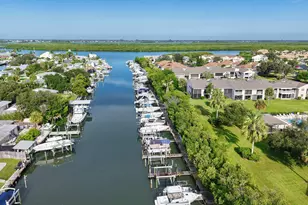 3209 S Lakeview Cir, Hutchinson Island, FL 34949 - Photo 35