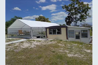20020 NW 80th Drive, Okeechobee, FL 34972 - Photo 9