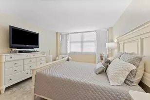 2030 S Ocean Dr, Hallandale Beach, FL 33009 - Photo 19