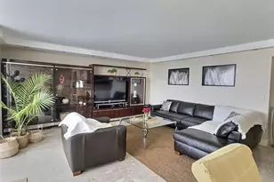 2030 S Ocean Dr, Hallandale Beach, FL 33009 - Photo 15