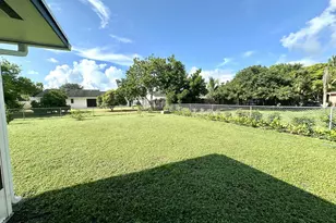 121 Eider Ct, Royal Palm Beach, FL 33411 - Photo 11
