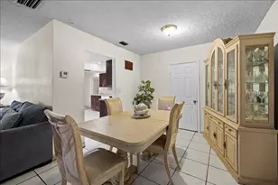 8407 NW 25th Ct, Sunrise, FL 33322 - Photo 7