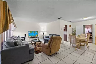 8407 NW 25th Ct, Sunrise, FL 33322 - Photo 5